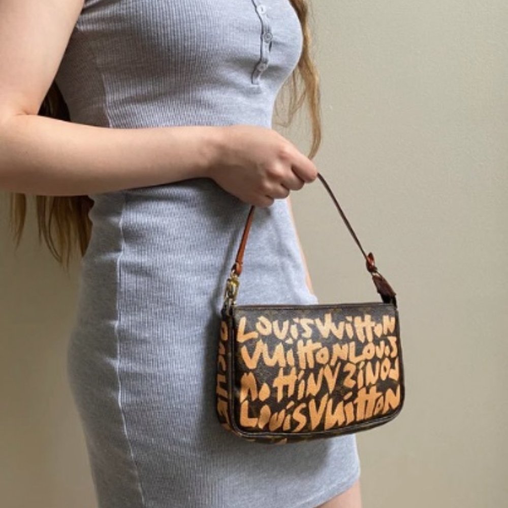 Louis Vuitton Stephen Sprouse Graffiti Pochette RARE - Picture 4 of 13